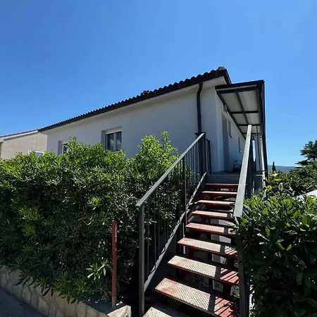 Appartement Near In Krk-insel Krk 51287